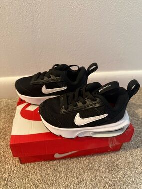 Nike Kids Black & White Air Max Style Sneaker